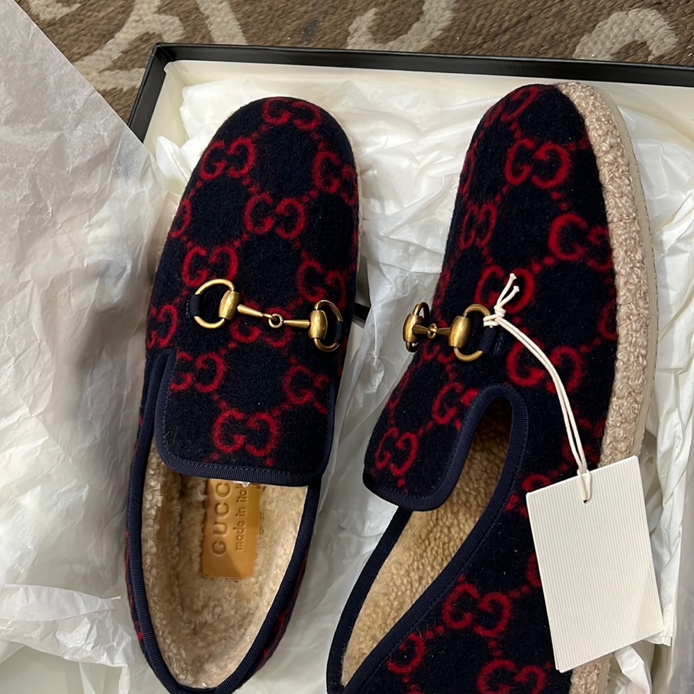 Gucci shoes new with box